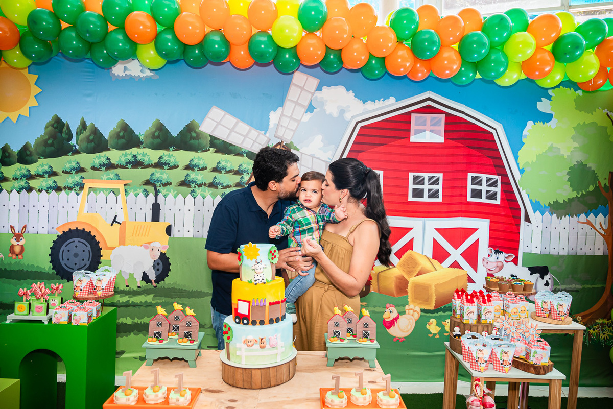 Fotos de Aniversário em Recife | Lucas |
@silvanacamelofotografia,
© Silvana Camelo Fotografia,
2025,
Aniversário Infantil,
Boa Viagem,
Brasil,
Comemoração,
Família,
Fazendinha,
Fotógrafa,
Fotógrafo,
Fotógrafo em Recife,
Lucas,
Mundo Jatão Buffet,
Recife