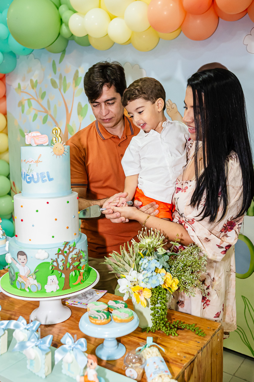 Fotos de Aniversário em Recife | Miguel |
@silvanacamelofotografia,
© Silvana Camelo Fotografia,
3 Anos,
2025,
Aniversário Infantil,
Brasil,
Comemoração,
Dinossauro,
Estripulia Buffet Infantil,
Família,
Fotógrafo,
Fotógrafo em Recife,
Miguel,
Recife