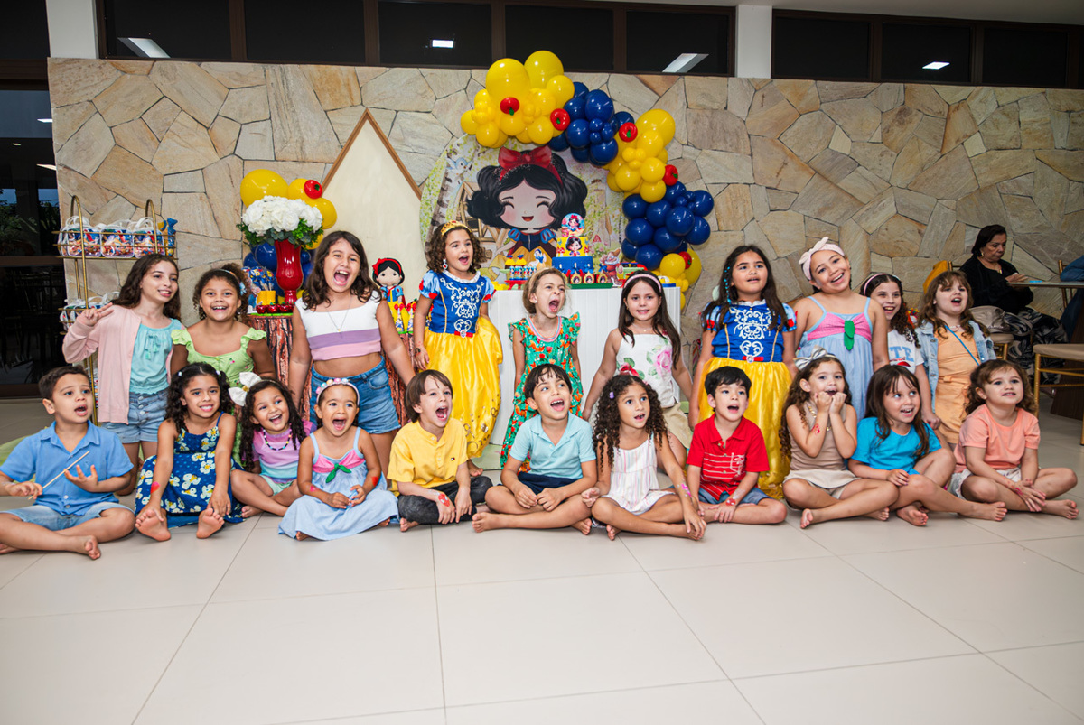 Fotos de Aniversário em Paudalho | Mariana |
@silvanacamelofotografia,
© Silvana Camelo Fotografia,
5 Anos,
2025,
Aniversário Infantil,
Branca de Neve,
Brasil,
Comemoração,
Família,
Fotógrafo,
Fotógrafo em Recife,
Mariana,
Reserva Maggiore,
Princesa,