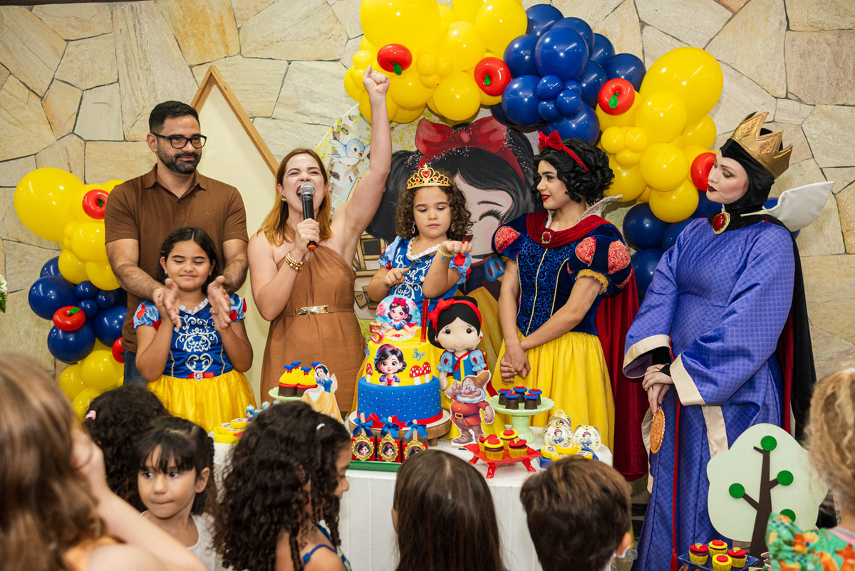 Fotos de Aniversário em Paudalho | Mariana |
@silvanacamelofotografia,
© Silvana Camelo Fotografia,
5 Anos,
2025,
Aniversário Infantil,
Branca de Neve,
Brasil,
Comemoração,
Família,
Fotógrafo,
Fotógrafo em Recife,
Mariana,
Reserva Maggiore,
Princesa,