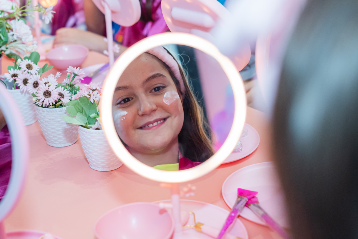 Fotos de Aniversário em Recife | Sofia |
@silvanacamelofotografia,
© Silvana Camelo Fotografia,
2025,
Alameda Futuro Shop,
Aniversário Infantil,
Brasil,
Comemoração,
Família,
Festa,
Fotógrafo,
Fotógrafo em Recife,
Mundinho Vip,
Graças,
Spa Infantil
Recife