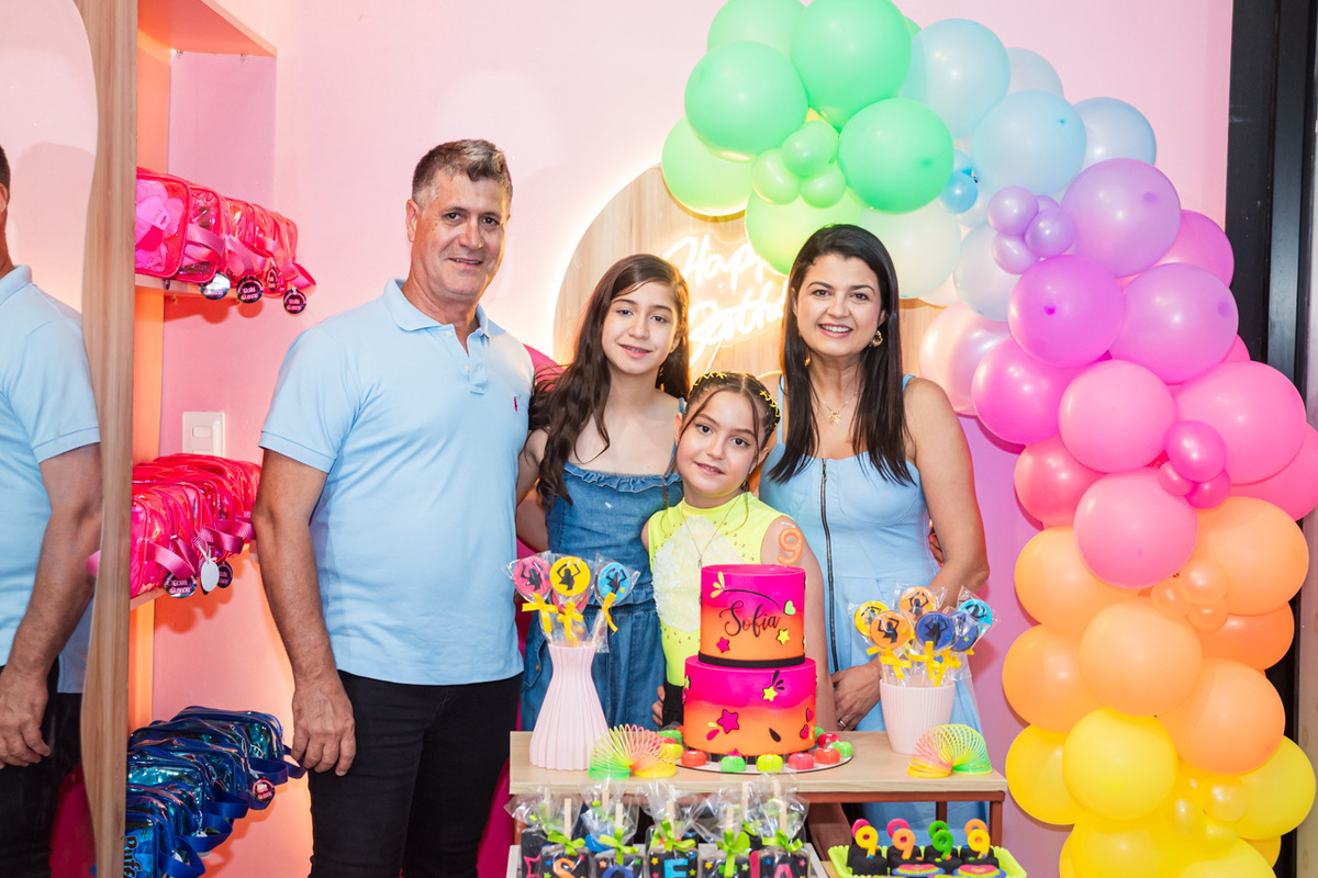 Fotos de Aniversário em Recife | Sofia |
@silvanacamelofotografia,
© Silvana Camelo Fotografia,
2025,
Alameda Futuro Shop,
Aniversário Infantil,
Brasil,
Comemoração,
Família,
Festa,
Fotógrafo,
Fotógrafo em Recife,
Mundinho Vip,
Graças,
Spa Infantil
Recife