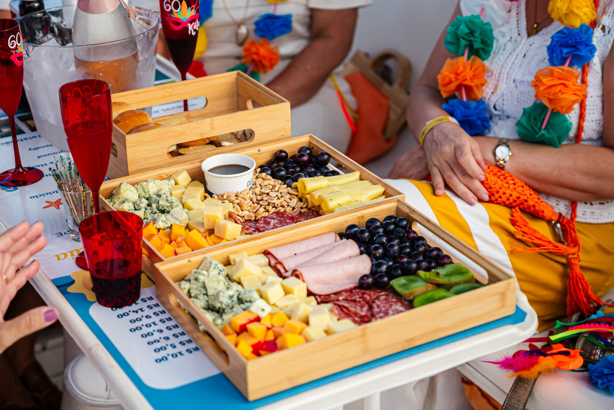 Fotos de Aniversário em Recife | Kátia |
@silvanacamelofotografia,
© Silvana Camelo Fotografia,
60 Anos,
2026,
Amigos,
Aniversário,
Brasil,
Catamaran Tours,
Comemoração,
Confraternização,
Família,
Felicidade,
Fotógrafo em Recife,
Kátia,
Passeio Catamaran,