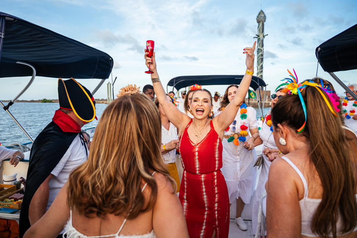 Fotos de Aniversário em Recife | Kátia |
@silvanacamelofotografia,
© Silvana Camelo Fotografia,
60 Anos,
2026,
Amigos,
Aniversário,
Brasil,
Catamaran Tours,
Comemoração,
Confraternização,
Família,
Felicidade,
Fotógrafo em Recife,
Kátia,
Passeio Catamaran,