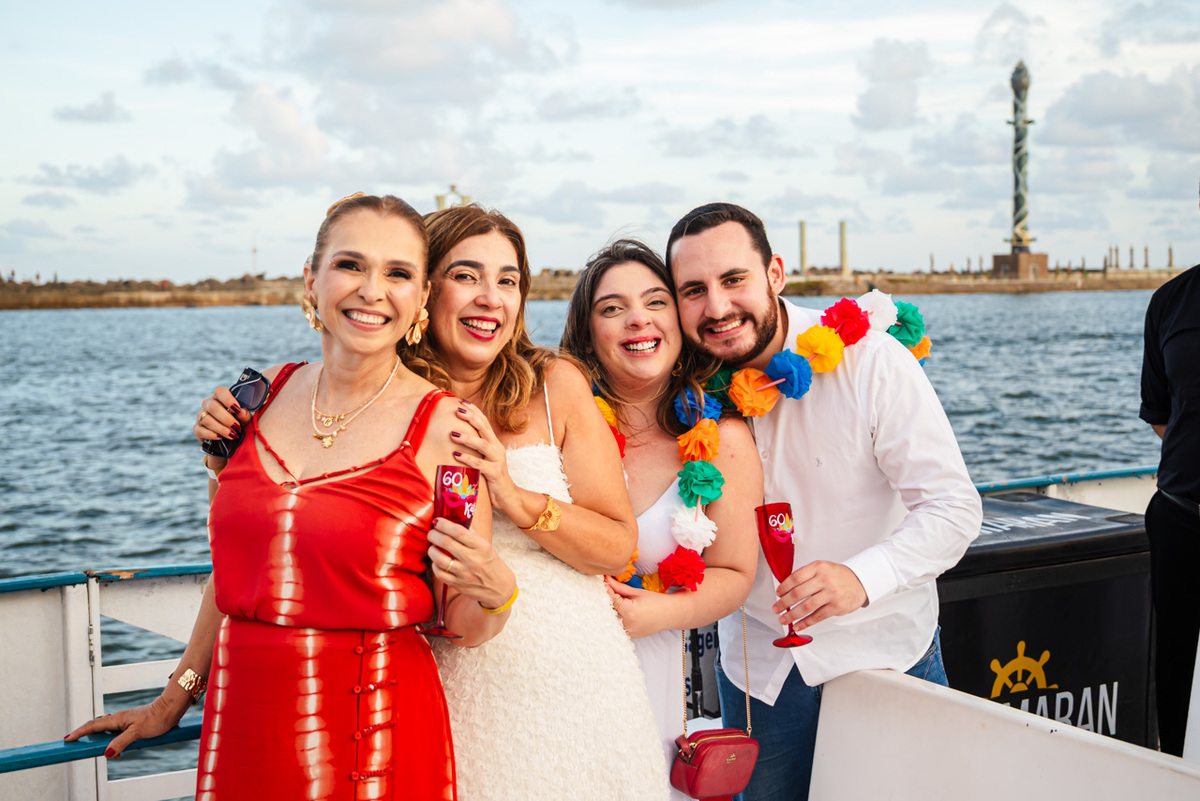 Fotos de Aniversário em Recife | Kátia |
@silvanacamelofotografia,
© Silvana Camelo Fotografia,
60 Anos,
2026,
Amigos,
Aniversário,
Brasil,
Catamaran Tours,
Comemoração,
Confraternização,
Família,
Felicidade,
Fotógrafo em Recife,
Kátia,
Passeio Catamaran,