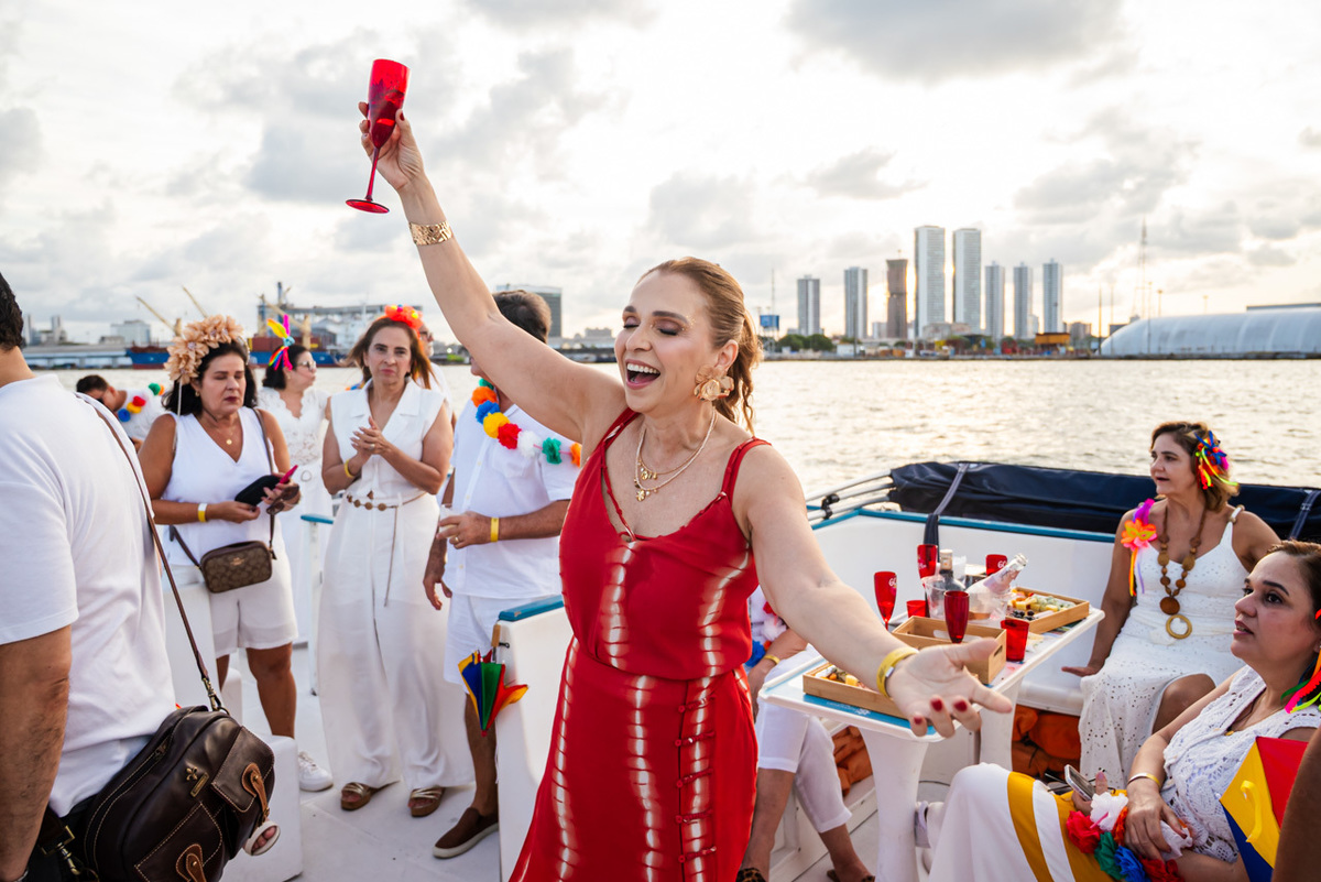 Fotos de Aniversário em Recife | Kátia |
@silvanacamelofotografia,
© Silvana Camelo Fotografia,
60 Anos,
2026,
Amigos,
Aniversário,
Brasil,
Catamaran Tours,
Comemoração,
Confraternização,
Família,
Felicidade,
Fotógrafo em Recife,
Kátia,
Passeio Catamaran,