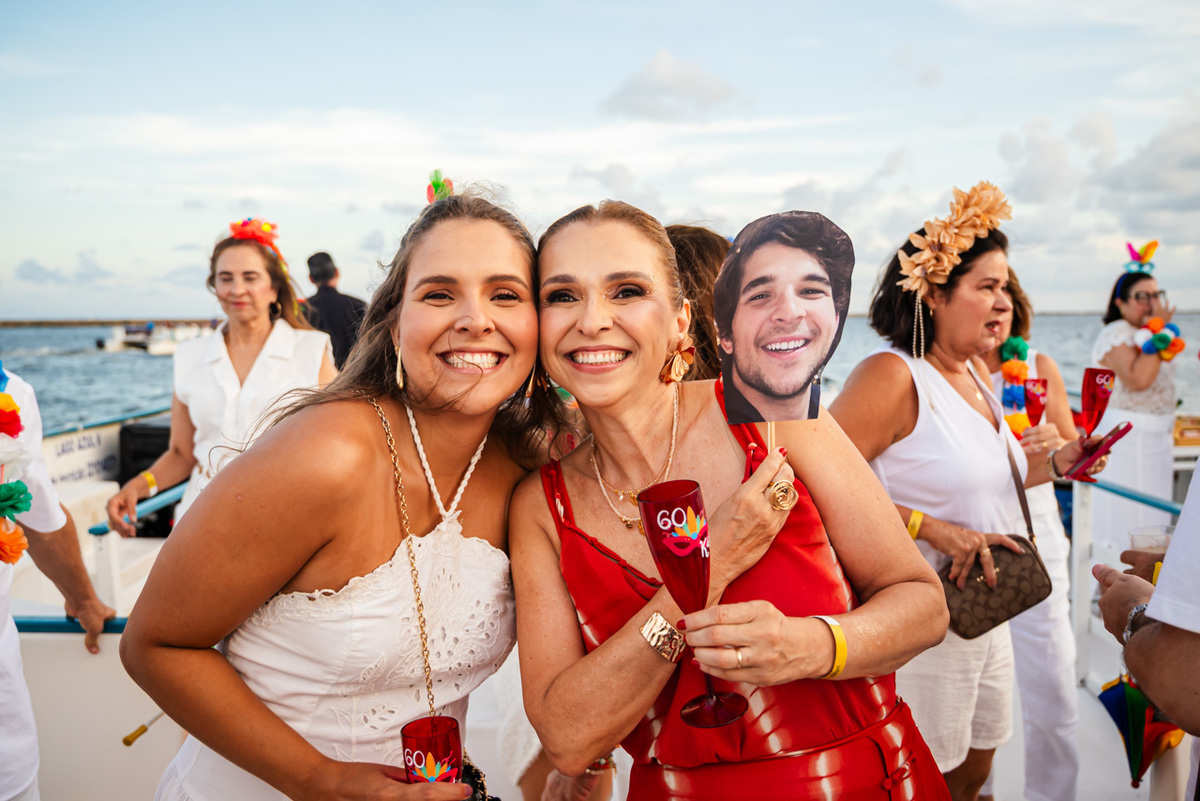 Fotos de Aniversário em Recife | Kátia |
@silvanacamelofotografia,
© Silvana Camelo Fotografia,
60 Anos,
2026,
Amigos,
Aniversário,
Brasil,
Catamaran Tours,
Comemoração,
Confraternização,
Família,
Felicidade,
Fotógrafo em Recife,
Kátia,
Passeio Catamaran,