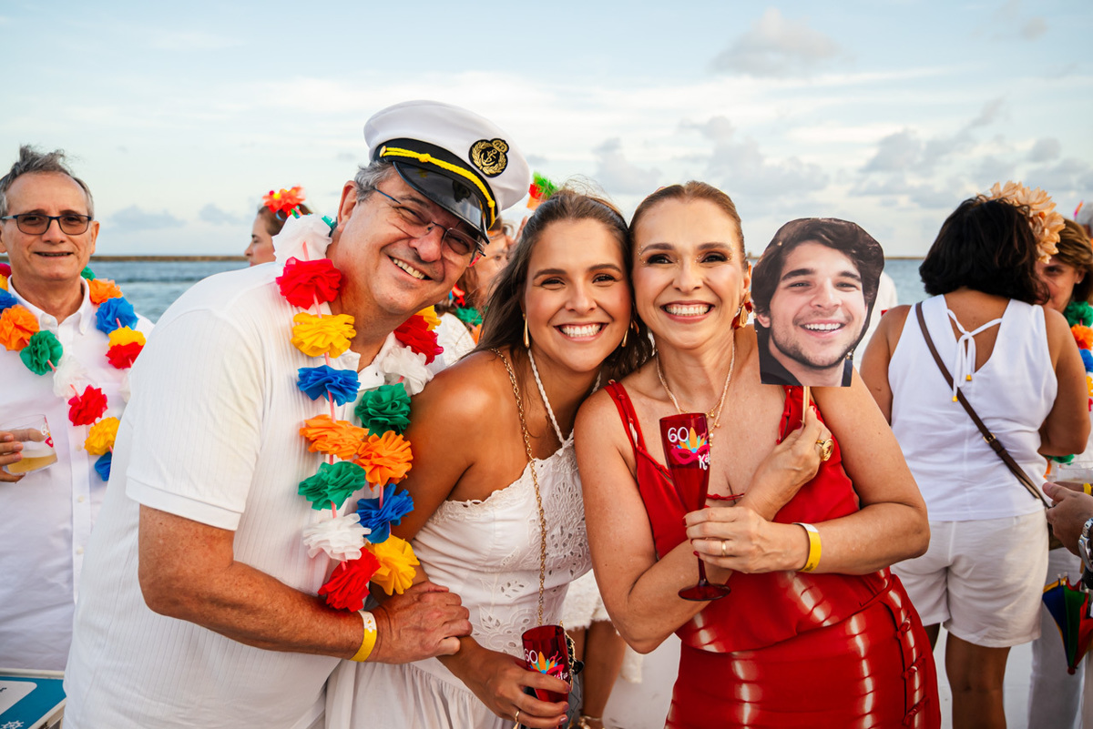 Fotos de Aniversário em Recife | Kátia |
@silvanacamelofotografia,
© Silvana Camelo Fotografia,
60 Anos,
2026,
Amigos,
Aniversário,
Brasil,
Catamaran Tours,
Comemoração,
Confraternização,
Família,
Felicidade,
Fotógrafo em Recife,
Kátia,
Passeio Catamaran,
