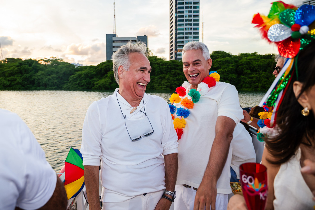Fotos de Aniversário em Recife | Kátia |
@silvanacamelofotografia,
© Silvana Camelo Fotografia,
60 Anos,
2026,
Amigos,
Aniversário,
Brasil,
Catamaran Tours,
Comemoração,
Confraternização,
Família,
Felicidade,
Fotógrafo em Recife,
Kátia,
Passeio Catamaran,