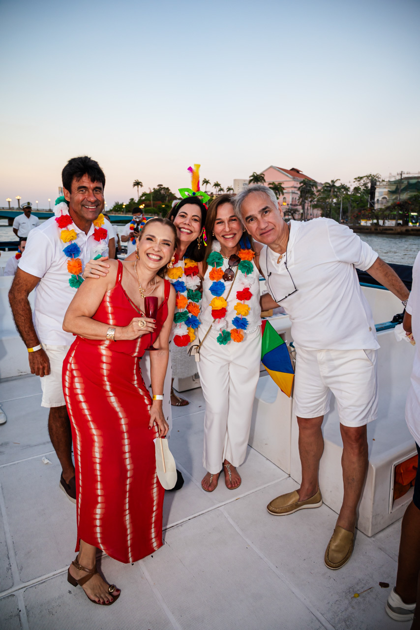 Fotos de Aniversário em Recife | Kátia |
@silvanacamelofotografia,
© Silvana Camelo Fotografia,
60 Anos,
2026,
Amigos,
Aniversário,
Brasil,
Catamaran Tours,
Comemoração,
Confraternização,
Família,
Felicidade,
Fotógrafo em Recife,
Kátia,
Passeio Catamaran,