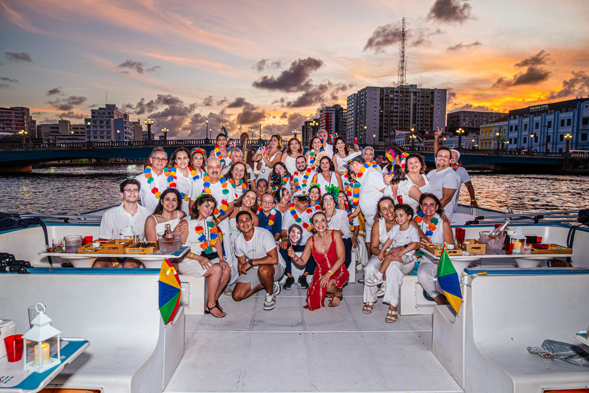 Fotos de Aniversário em Recife | Kátia |
@silvanacamelofotografia,
© Silvana Camelo Fotografia,
60 Anos,
2026,
Amigos,
Aniversário,
Brasil,
Catamaran Tours,
Comemoração,
Confraternização,
Família,
Felicidade,
Fotógrafo em Recife,
Kátia,
Passeio Catamaran,