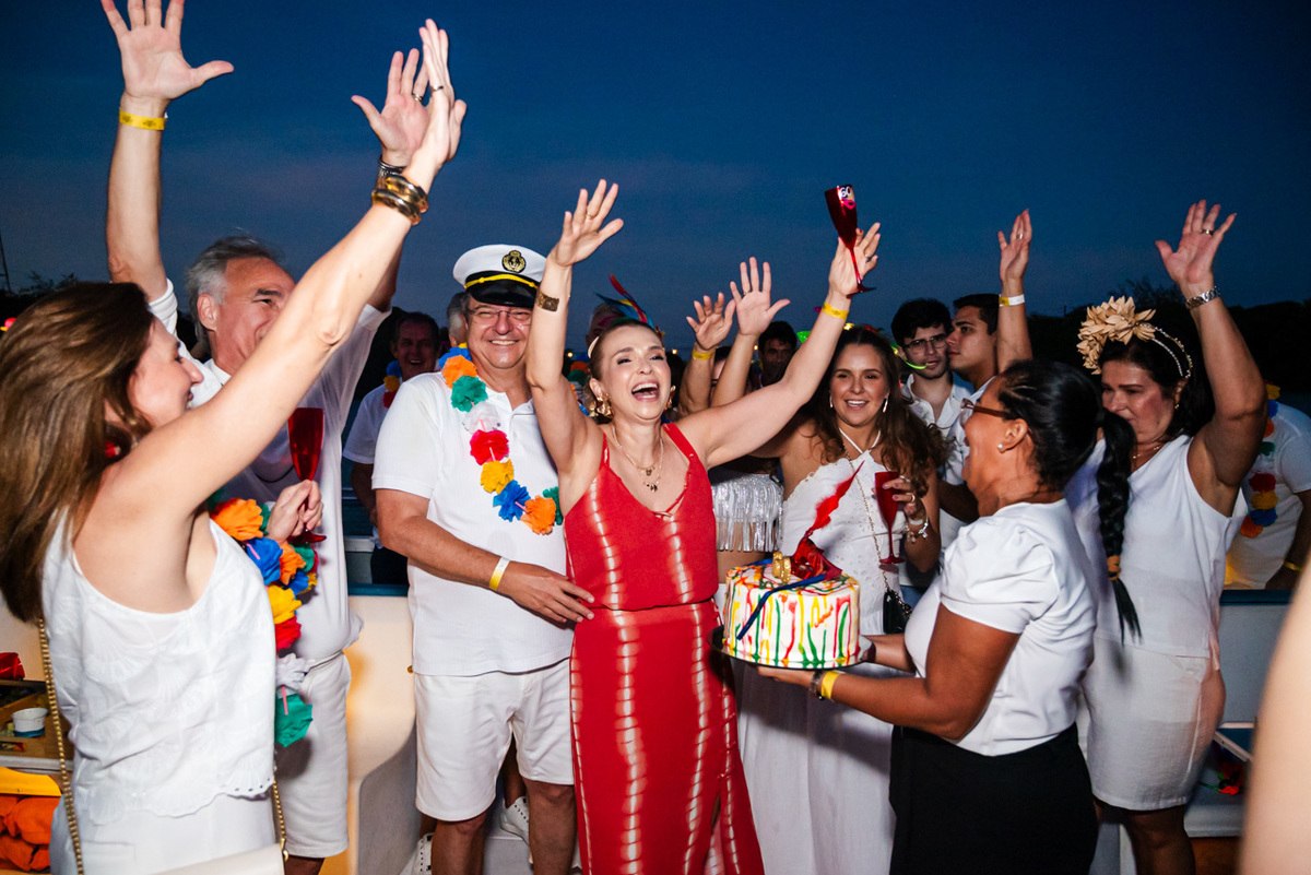 Fotos de Aniversário em Recife | Kátia |
@silvanacamelofotografia,
© Silvana Camelo Fotografia,
60 Anos,
2026,
Amigos,
Aniversário,
Brasil,
Catamaran Tours,
Comemoração,
Confraternização,
Família,
Felicidade,
Fotógrafo em Recife,
Kátia,
Passeio Catamaran,