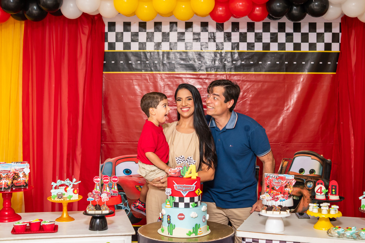 Fotos de Aniversário em Recife | Miguel |
@silvanacamelofotografia,
© Silvana Camelo Fotografia,
04 Anos,
2026,
Aniversário,
Brasil,
Brink Mais Buffet Infantil,
Carros Disney,
Comemoração,
Família,
Festa Carros,
Fotógrafo em Recife,
Miguel,
Pernambuco,
