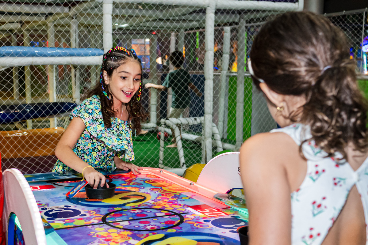 Fotos de Aniversário em Recife | Clarice |
@silvanacamelofotografia,
© Silvana Camelo Fotografia,
8 Anos,
2026,
Aniversário,
Aniversário Infantil,
Brasil,
Clarice,
Comemoração,
Família,
Fotógrafo,
Fotógrafo em Recife,
Game Station,
Plaza Shopping,
Recife