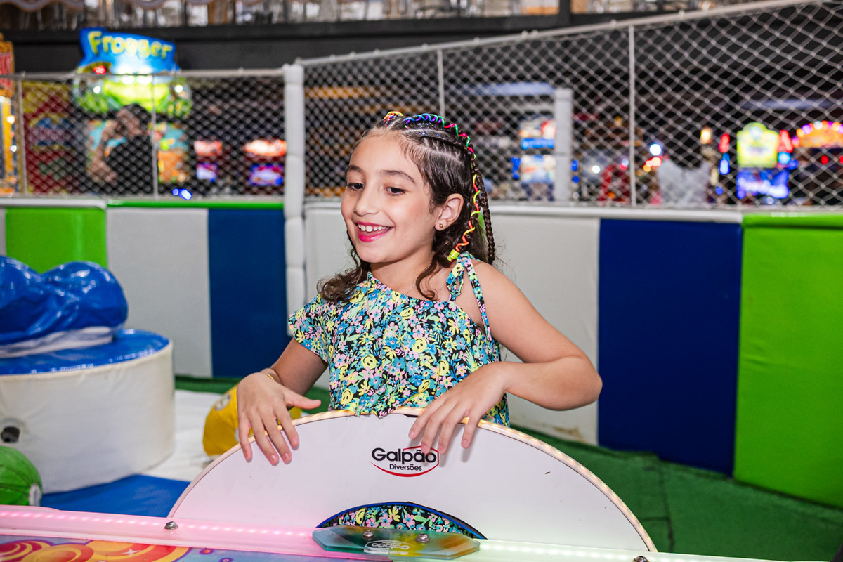 Fotos de Aniversário em Recife | Clarice |
@silvanacamelofotografia,
© Silvana Camelo Fotografia,
8 Anos,
2026,
Aniversário,
Aniversário Infantil,
Brasil,
Clarice,
Comemoração,
Família,
Fotógrafo,
Fotógrafo em Recife,
Game Station,
Plaza Shopping,
Recife