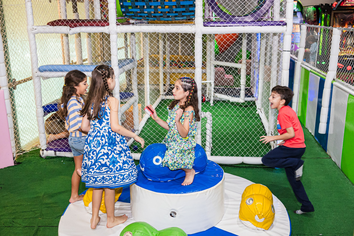 Fotos de Aniversário em Recife | Clarice |
@silvanacamelofotografia,
© Silvana Camelo Fotografia,
8 Anos,
2026,
Aniversário,
Aniversário Infantil,
Brasil,
Clarice,
Comemoração,
Família,
Fotógrafo,
Fotógrafo em Recife,
Game Station,
Plaza Shopping,
Recife