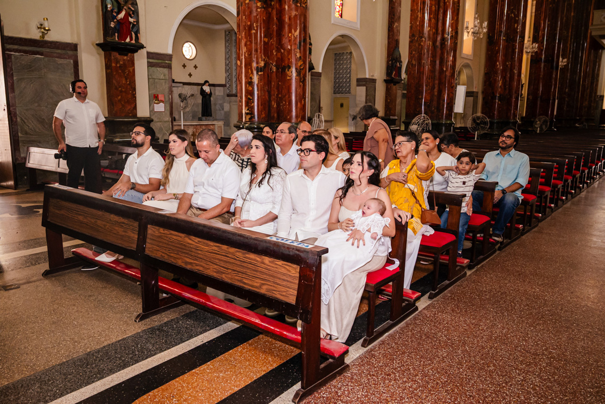 Batizado em Recife | Mathias |
@silvanacamelofotografia,
© Silvana Camelo Fotografia,
2026,
Batismo,
Batizado,
Brasil,
Mathias,
Celebração,
Família,
Fotógrafo Batizado,
Fotógrafo em Recife,
Igreja do Salesiano,
Pernambuco,
Recife,
Jardim de Luz,
Salão