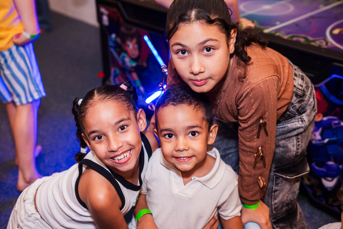 Fotos de Aniversário em Recife | Rafael |
@silvanacamelofotografia,
© Silvana Camelo Fotografia,
2026,
Aniversário Infantil,
Brasil,
Comemoração,
Entre Amigos,
Família,
Festa,
Festa Infantil,
Fotógrafo,
Fotógrafo em Recife,
Recife,
Espinheiro,
Pernambuco