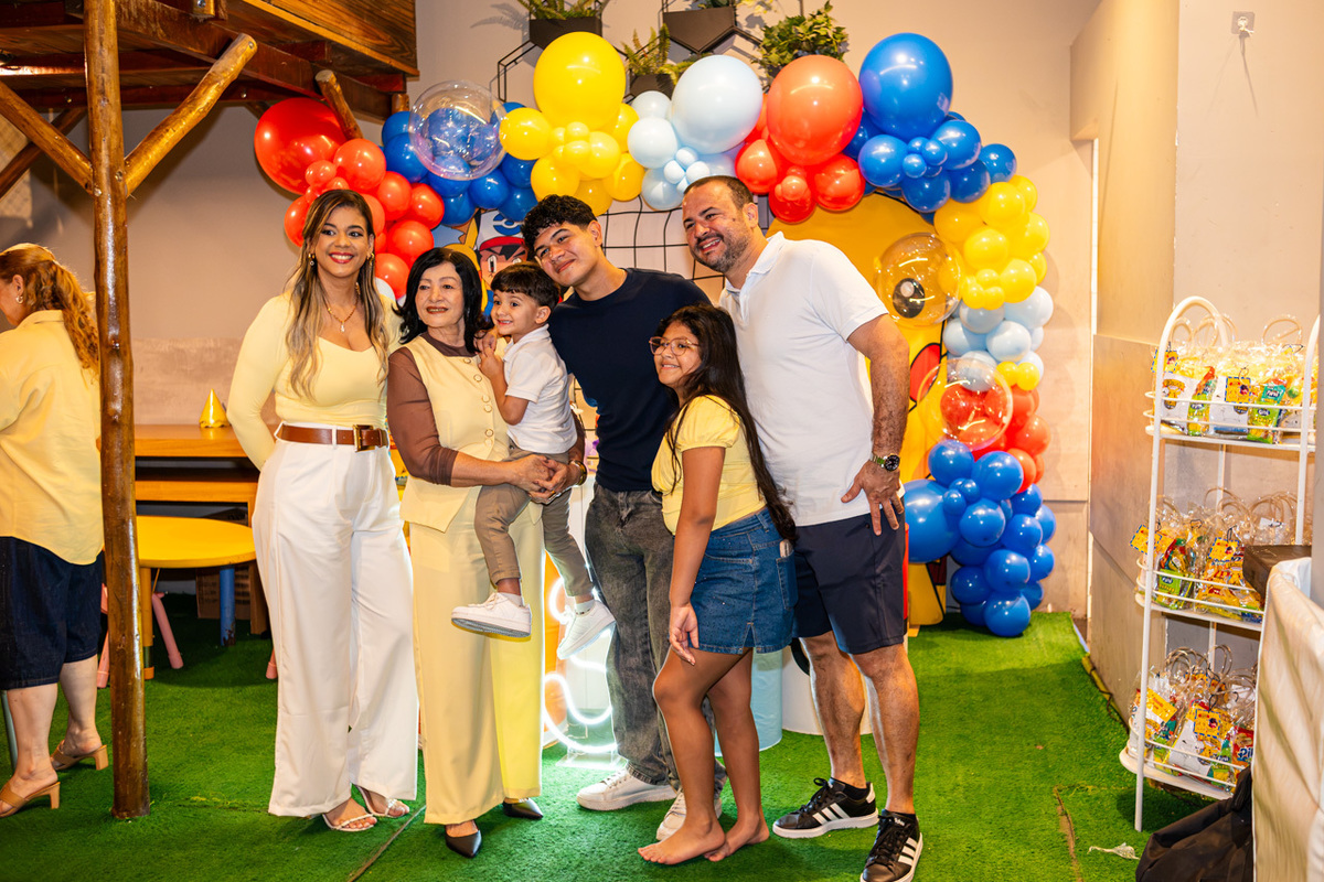 Fotos de Aniversário em Recife | Eduardo |
@silvanacamelofotografia,
© Silvana Camelo Fotografia,
2026,
Aniversário Infantil,
Brasil,
Comemoração,
Eduardo,
Festa Infantil,
 Fotógrafo Recife,
Gamebox,
Shopping Rio Mar,
Pokemon,
Pikachu,
Recife,
Pernambuco
