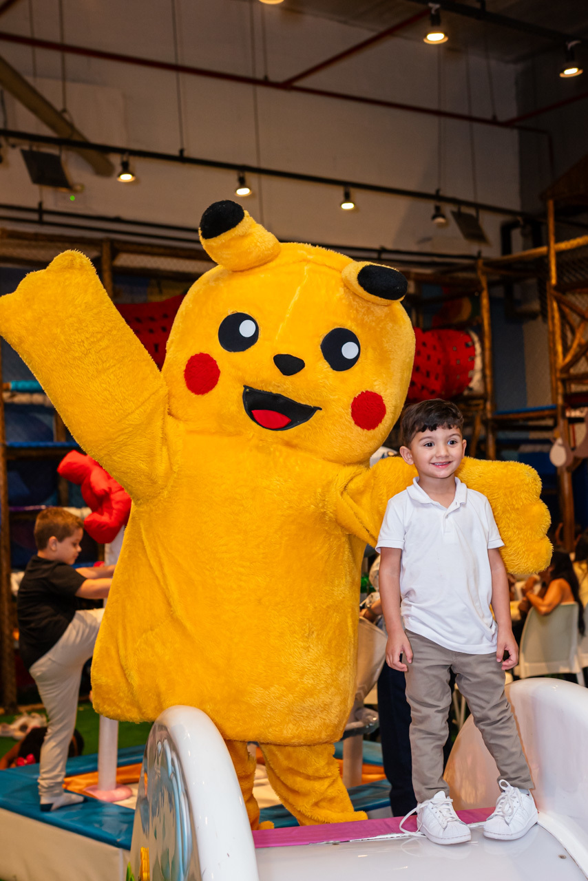 Fotos de Aniversário em Recife | Eduardo |
@silvanacamelofotografia,
© Silvana Camelo Fotografia,
2026,
Aniversário Infantil,
Brasil,
Comemoração,
Eduardo,
Festa Infantil,
 Fotógrafo Recife,
Gamebox,
Shopping Rio Mar,
Pokemon,
Pikachu,
Recife,
Pernambuco

