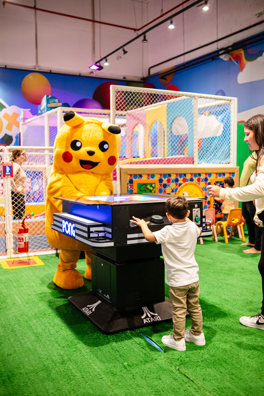 Fotos de Aniversário em Recife | Eduardo |
@silvanacamelofotografia,
© Silvana Camelo Fotografia,
2026,
Aniversário Infantil,
Brasil,
Comemoração,
Eduardo,
Festa Infantil,
 Fotógrafo Recife,
Gamebox,
Shopping Rio Mar,
Pokemon,
Pikachu,
Recife,
Pernambuco
