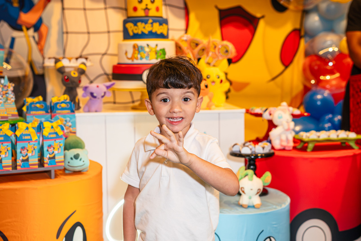 Fotos de Aniversário em Recife | Eduardo |
@silvanacamelofotografia,
© Silvana Camelo Fotografia,
2026,
Aniversário Infantil,
Brasil,
Comemoração,
Eduardo,
Festa Infantil,
 Fotógrafo Recife,
Gamebox,
Shopping Rio Mar,
Pokemon,
Pikachu,
Recife,
Pernambuco
