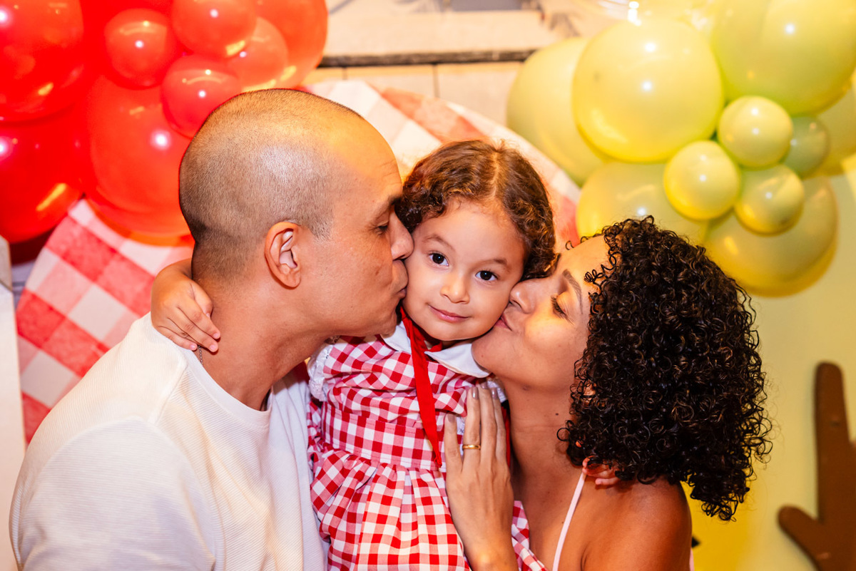 Fotos de Aniversário em Recife | Marina |
@silvanacamelofotografia,
© Silvana Camelo Fotografia,
03 Anos,
2026,Aniversário Infantil,
Chapeuzinho Vermelho,
Comemoração,
Festa Infantil,
Fotógrafo em Recife,
Fotógrafo Infantil,
Shopping RioMar,
Gamebox,
Zoé
