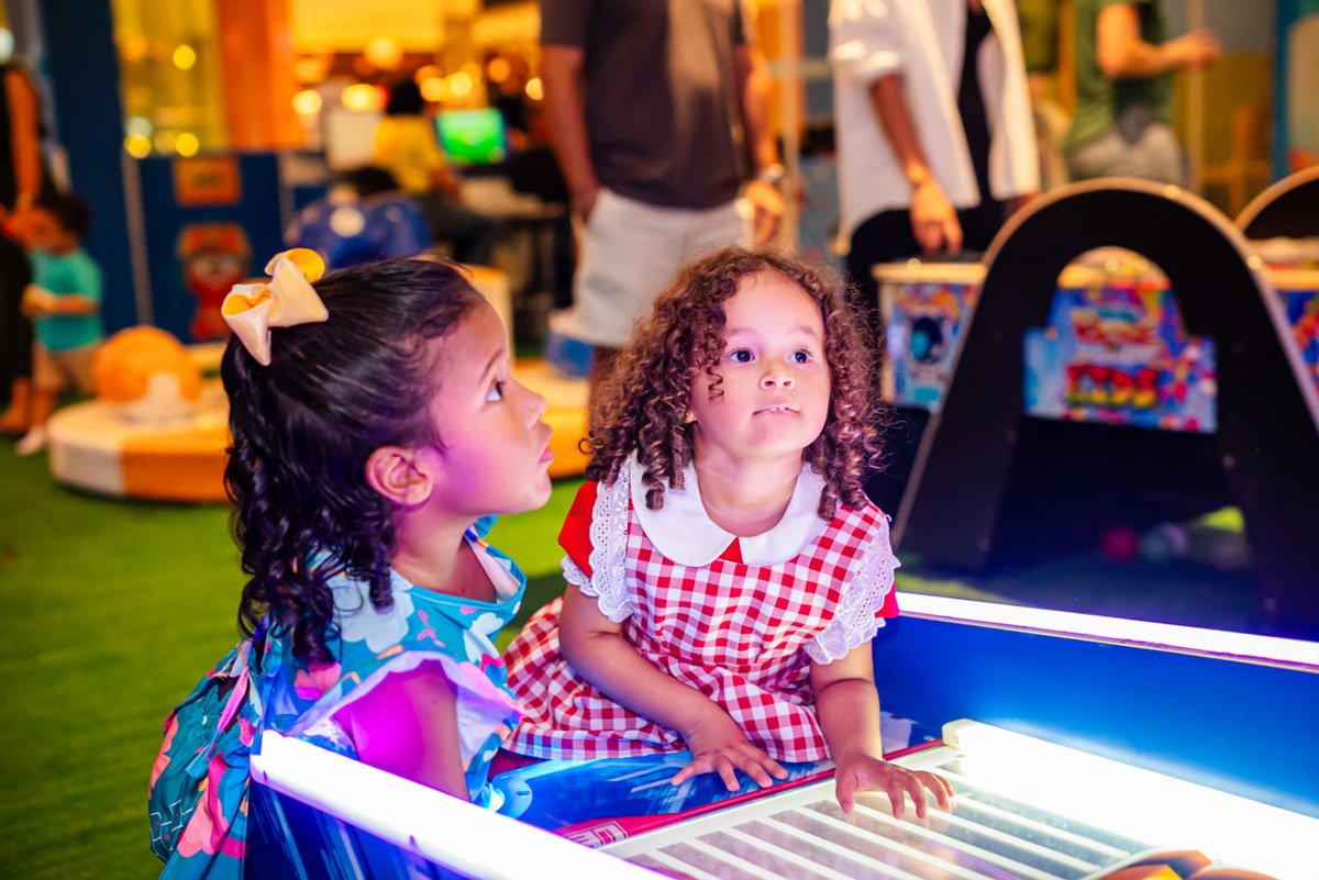 Fotos de Aniversário em Recife | Marina |
@silvanacamelofotografia,
© Silvana Camelo Fotografia,
03 Anos,
2026,Aniversário Infantil,
Chapeuzinho Vermelho,
Comemoração,
Festa Infantil,
Fotógrafo em Recife,
Fotógrafo Infantil,
Shopping RioMar,
Gamebox,
Zoé