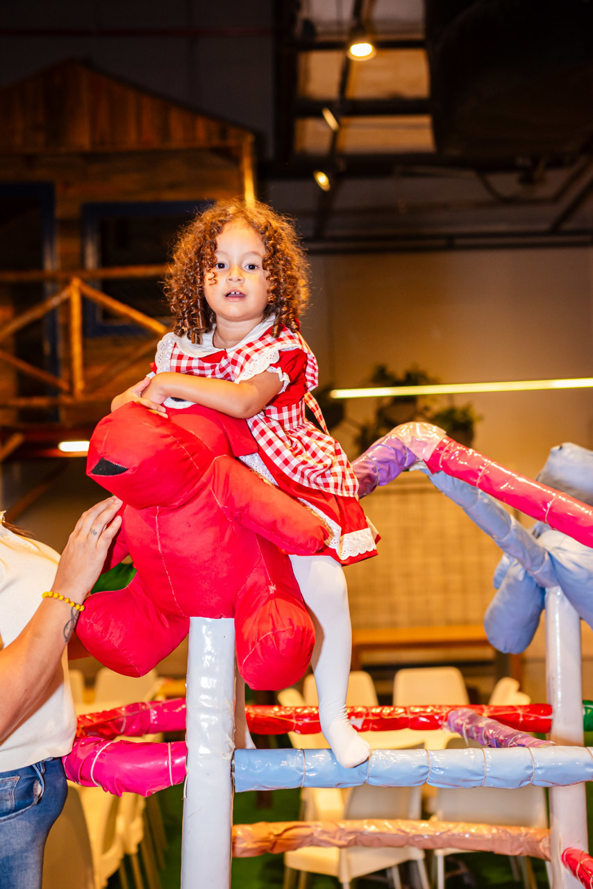 Fotos de Aniversário em Recife | Marina |
@silvanacamelofotografia,
© Silvana Camelo Fotografia,
03 Anos,
2026,Aniversário Infantil,
Chapeuzinho Vermelho,
Comemoração,
Festa Infantil,
Fotógrafo em Recife,
Fotógrafo Infantil,
Shopping RioMar,
Gamebox,
Zoé