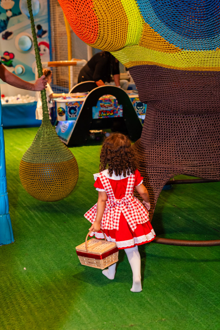 Fotos de Aniversário em Recife | Marina |
@silvanacamelofotografia,
© Silvana Camelo Fotografia,
03 Anos,
2026,Aniversário Infantil,
Chapeuzinho Vermelho,
Comemoração,
Festa Infantil,
Fotógrafo em Recife,
Fotógrafo Infantil,
Shopping RioMar,
Gamebox,
Zoé