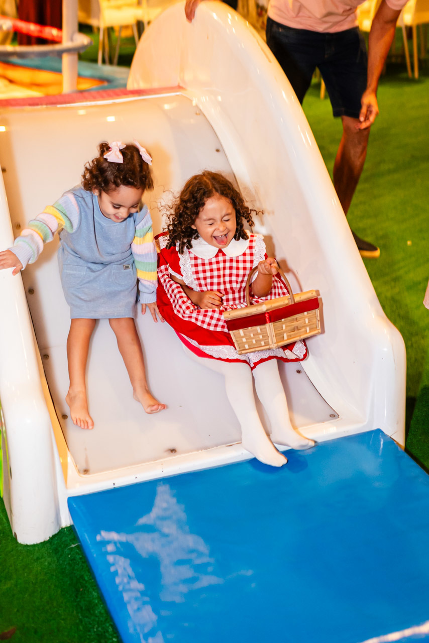 Fotos de Aniversário em Recife | Marina |
@silvanacamelofotografia,
© Silvana Camelo Fotografia,
03 Anos,
2026,Aniversário Infantil,
Chapeuzinho Vermelho,
Comemoração,
Festa Infantil,
Fotógrafo em Recife,
Fotógrafo Infantil,
Shopping RioMar,
Gamebox,
Zoé