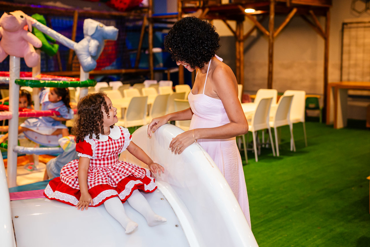 Fotos de Aniversário em Recife | Marina |
@silvanacamelofotografia,
© Silvana Camelo Fotografia,
03 Anos,
2026,Aniversário Infantil,
Chapeuzinho Vermelho,
Comemoração,
Festa Infantil,
Fotógrafo em Recife,
Fotógrafo Infantil,
Shopping RioMar,
Gamebox,
Zoé