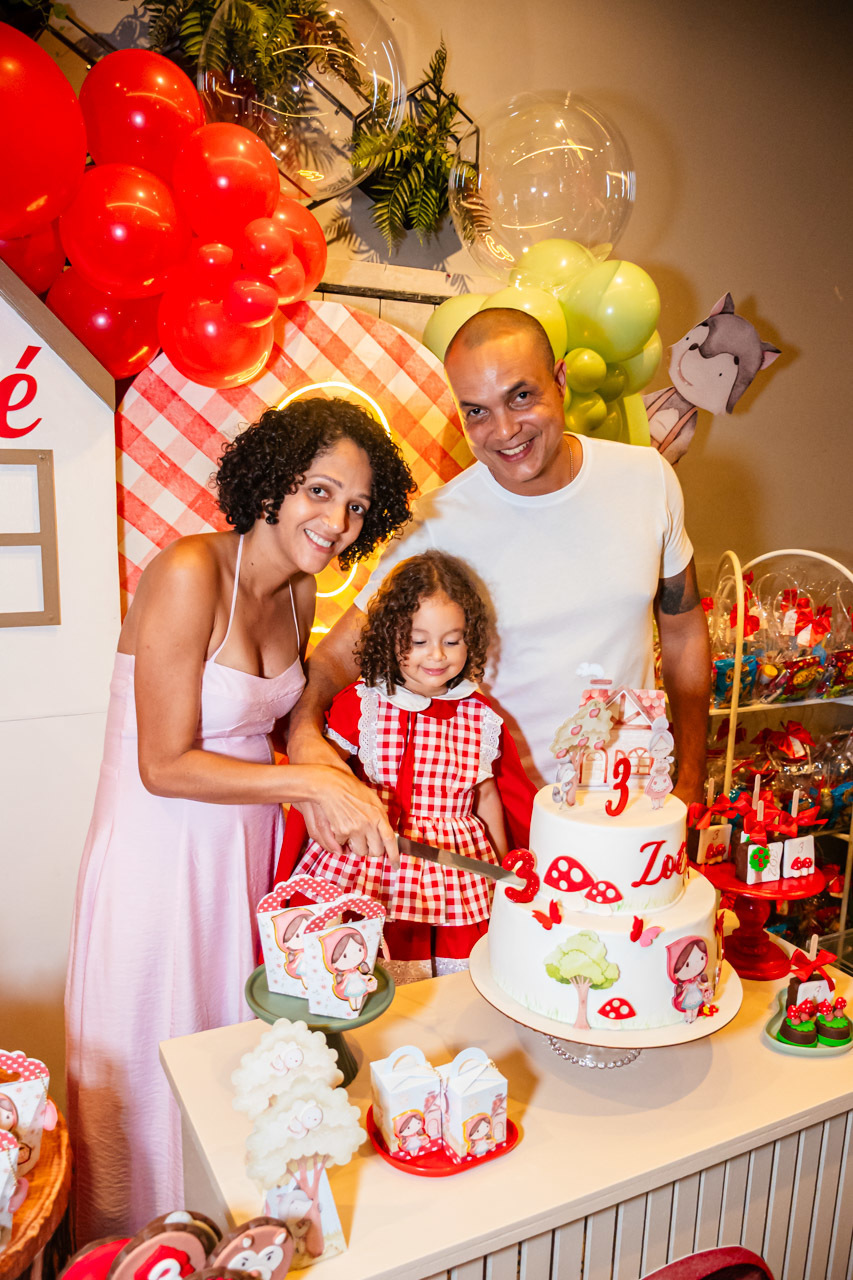 Fotos de Aniversário em Recife | Marina |
@silvanacamelofotografia,
© Silvana Camelo Fotografia,
03 Anos,
2026,Aniversário Infantil,
Chapeuzinho Vermelho,
Comemoração,
Festa Infantil,
Fotógrafo em Recife,
Fotógrafo Infantil,
Shopping RioMar,
Gamebox,
Zoé