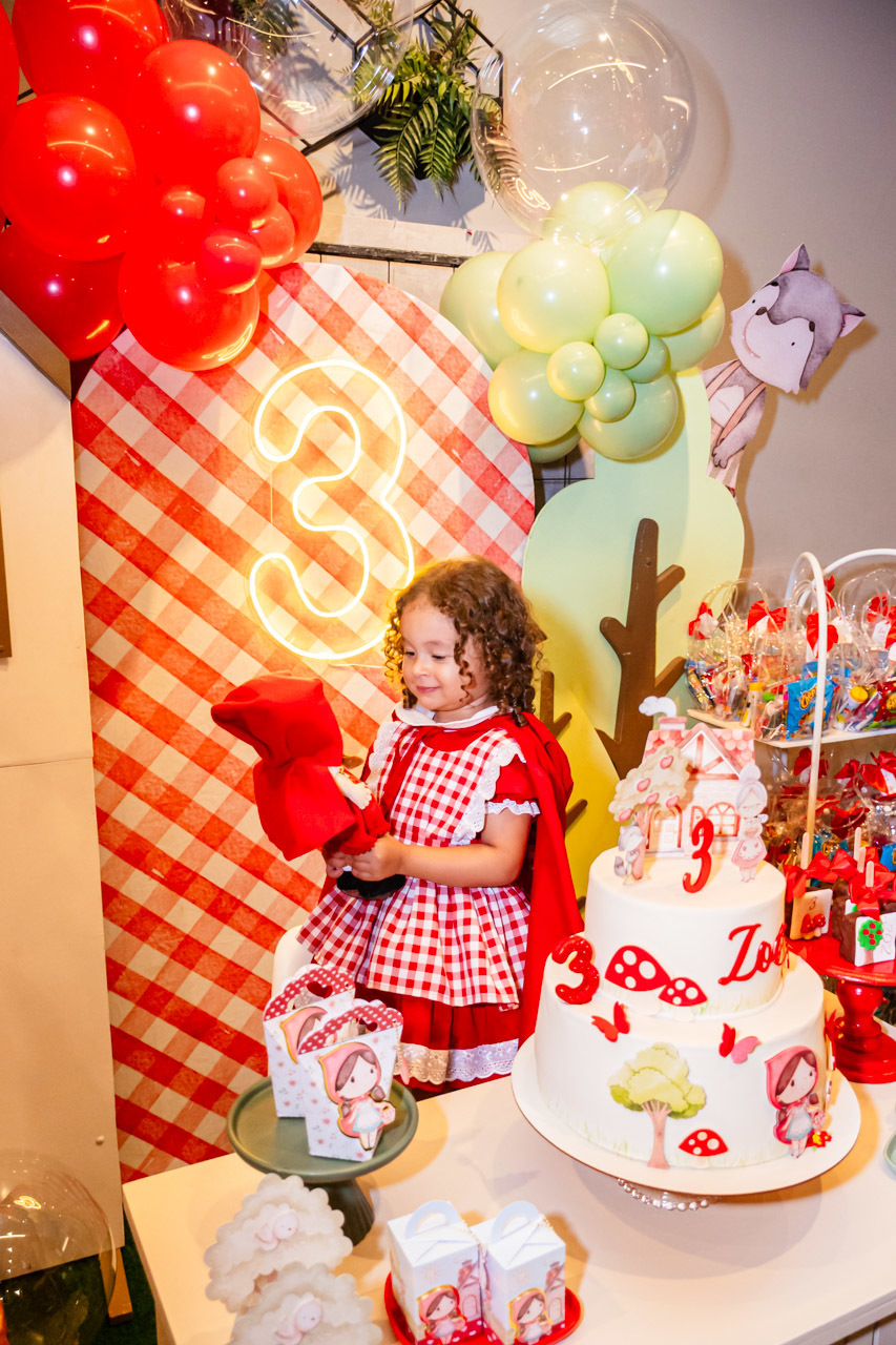 Fotos de Aniversário em Recife | Marina |
@silvanacamelofotografia,
© Silvana Camelo Fotografia,
03 Anos,
2026,Aniversário Infantil,
Chapeuzinho Vermelho,
Comemoração,
Festa Infantil,
Fotógrafo em Recife,
Fotógrafo Infantil,
Shopping RioMar,
Gamebox,
Zoé