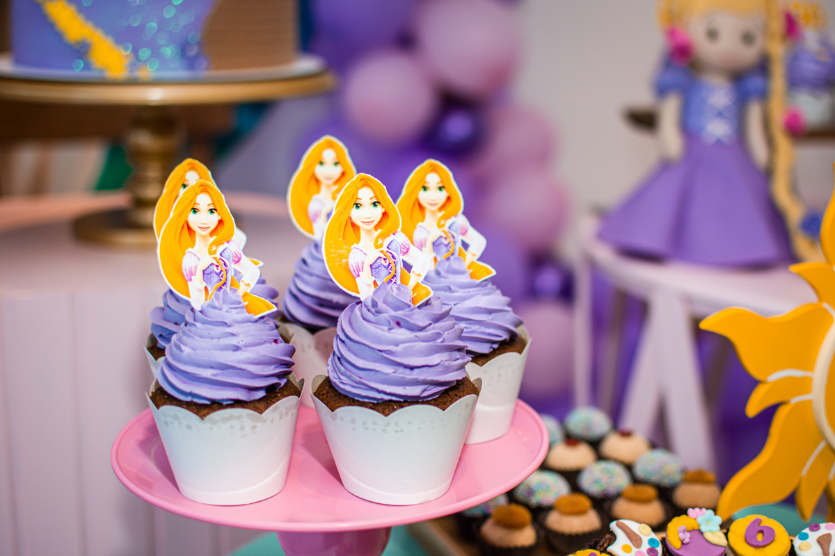 Fotos do Aniversário em Recife | Laura | @silvanacamelofotografia
© Silvana Camelo Fotografia, Aniversário, Aniversário Infantil, Brasil, Comemoração, Enrolados, Família, Festa, Festa de Menina, Fotógrafa, Fotógrafa em Recife, Fotógrafo