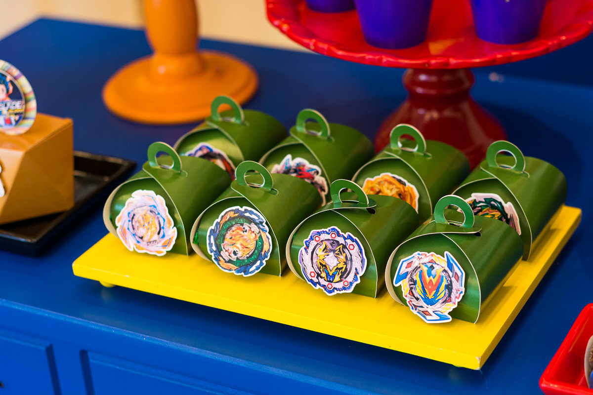 Fotos do Aniversário em Recife |Pedro|
@silvanacamelofotografia, © Silvana Camelo Fotografia, Aniversário, Beyblade, Boa Viagem, Brasil, Comemoração, Família, Festa, Festa Beyblade, Fotógrafa, Fotógrafa em Recife, Fotógrafo, Fotógrafo em Recife, Pedro 7