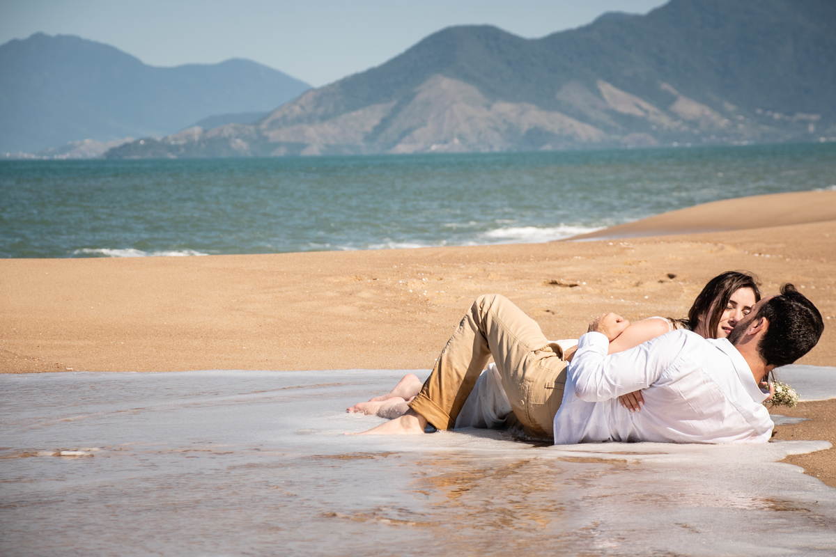 Pré Wedding praia Cibelle e Guilerme