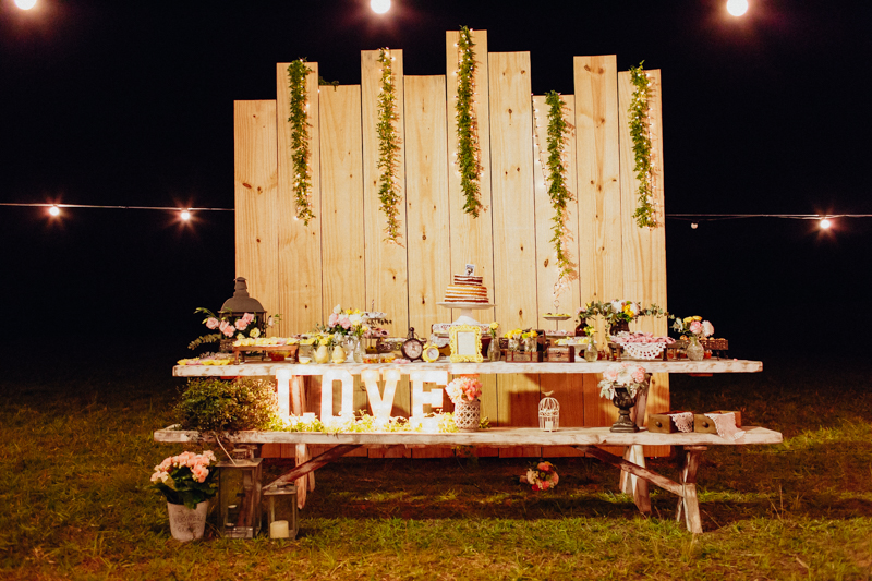 Decoração do casamento da Sharline, decoração do casamento rústico e intimista, decoração personalizada, casamento dyi, Fotos por Moyra e Tiago, fotógrafos de casamento.