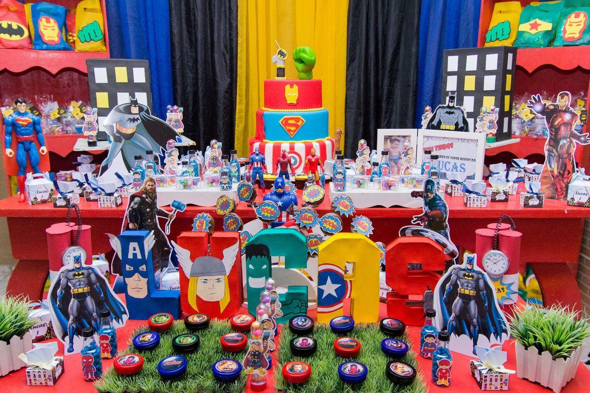 VINGADORES DA MARVEL