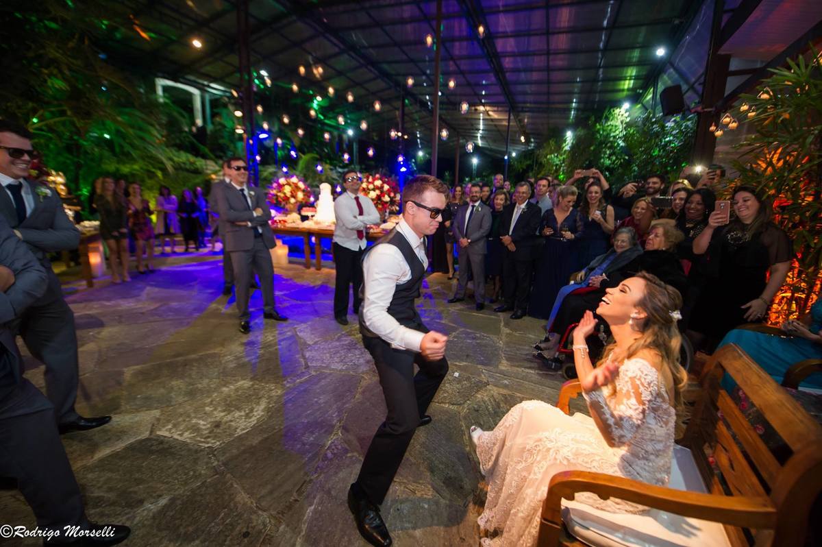 coreografia do casal na casa de festas Quinta do Chapecó no Rio de Janeiro