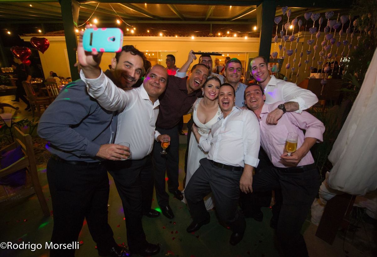 pose com os amigos do casal