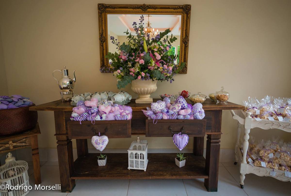 mesa de bem casados na Casuarinas