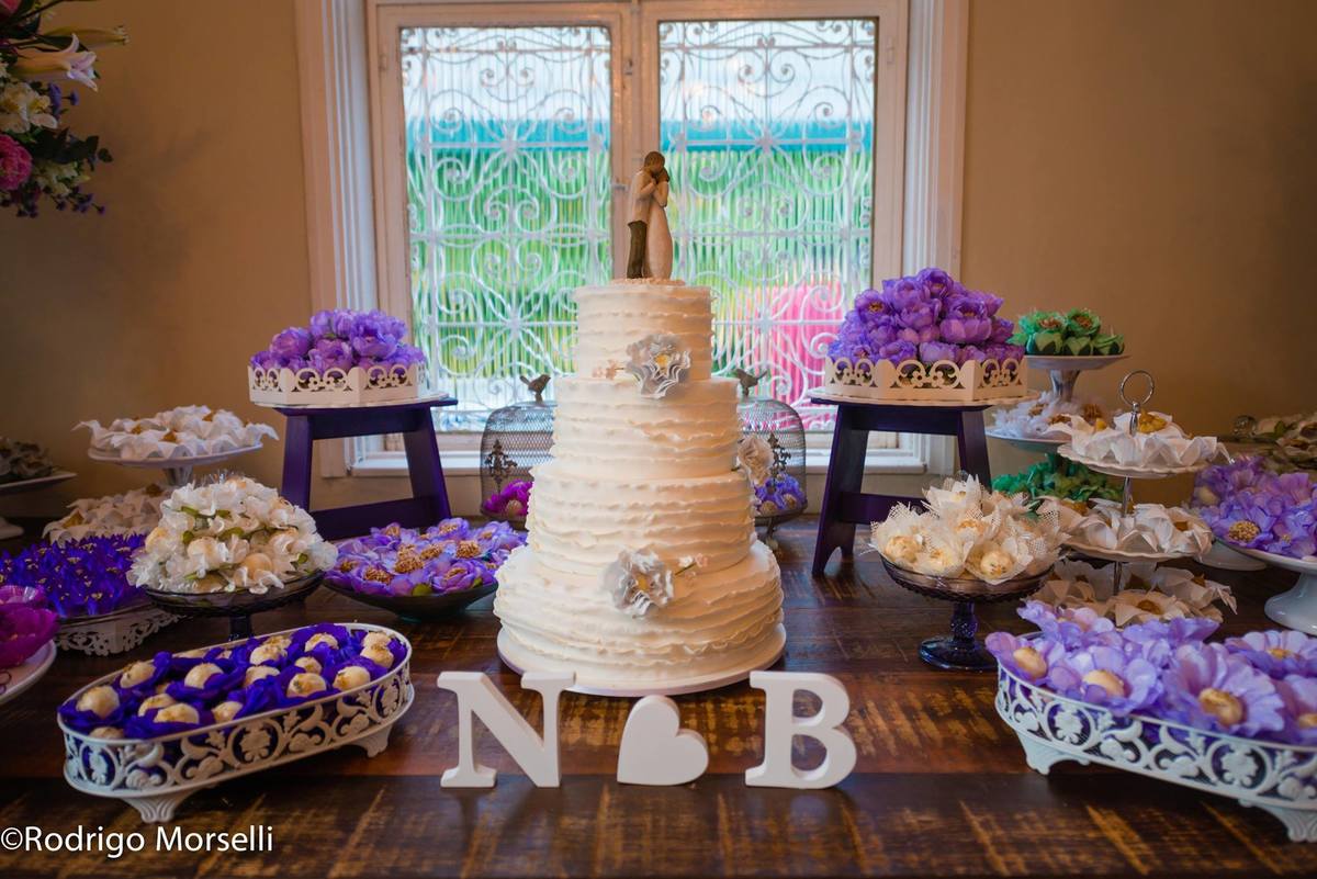 mesa do bolo na decoração Casuarinas no Rio de janeiro