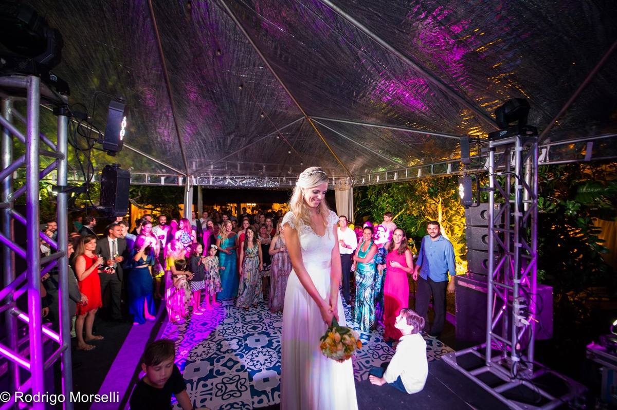 a hora de jogar o bouquet