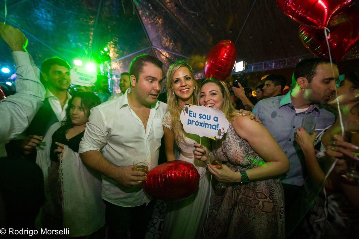 foto dos amigos na pista de dança