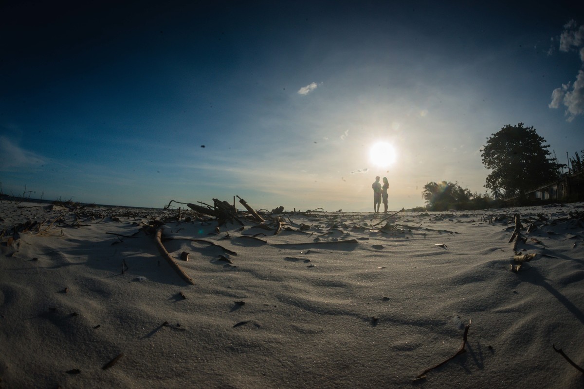 por do sol lindo no ensaio de casal