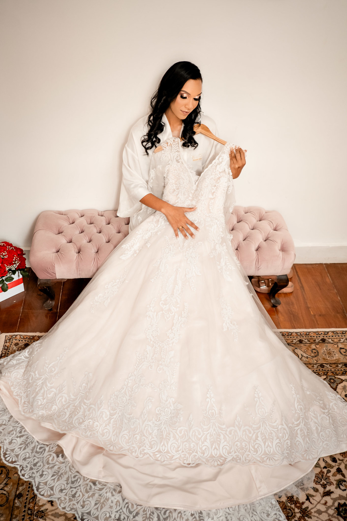 Making of noiva em Lauro de Freitas, preparativos do noivo no Sítio Canto Verde antes da cerimônia.