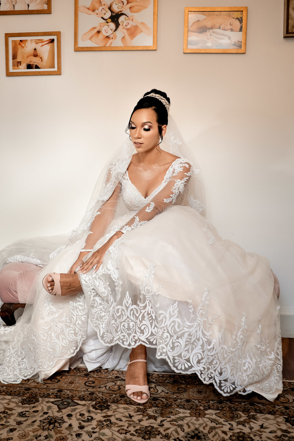 Noiva pronta colocando o sapato, Sítio Canto Verde, Lauro de Freitas - Bahia