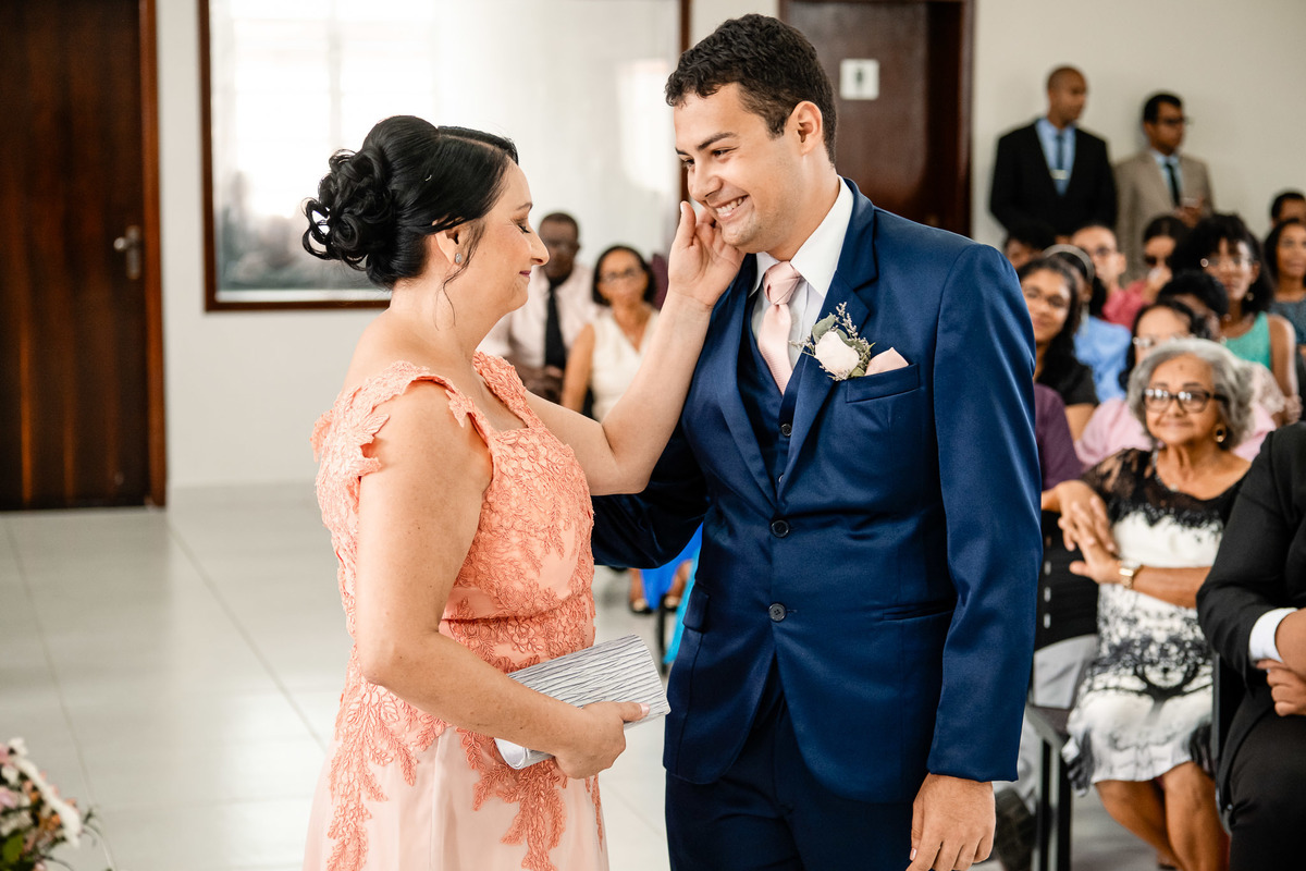 mãe do noivo cerimônia, Salão do Reino casamento, casamento Testemunhas de Jeová, cerimônia casamento TJ, fotografia casamento Conceição do Jacuípe Bahia
