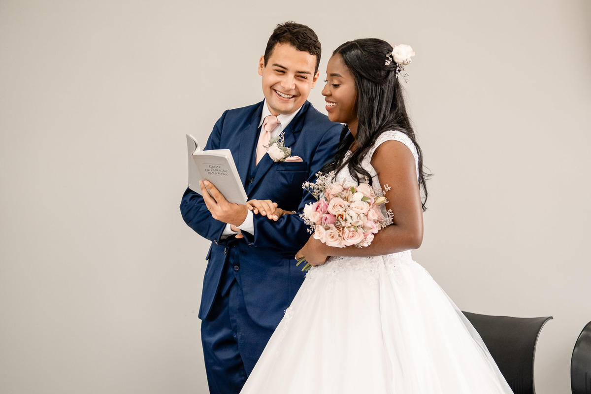 casamento Testemunhas de Jeová, cântico casamento TJ, casal hinário casamento, Cante de Coração para Jeová, noivos felizes cerimônia, fotografia casamento TJ Conceição do Jacuípe